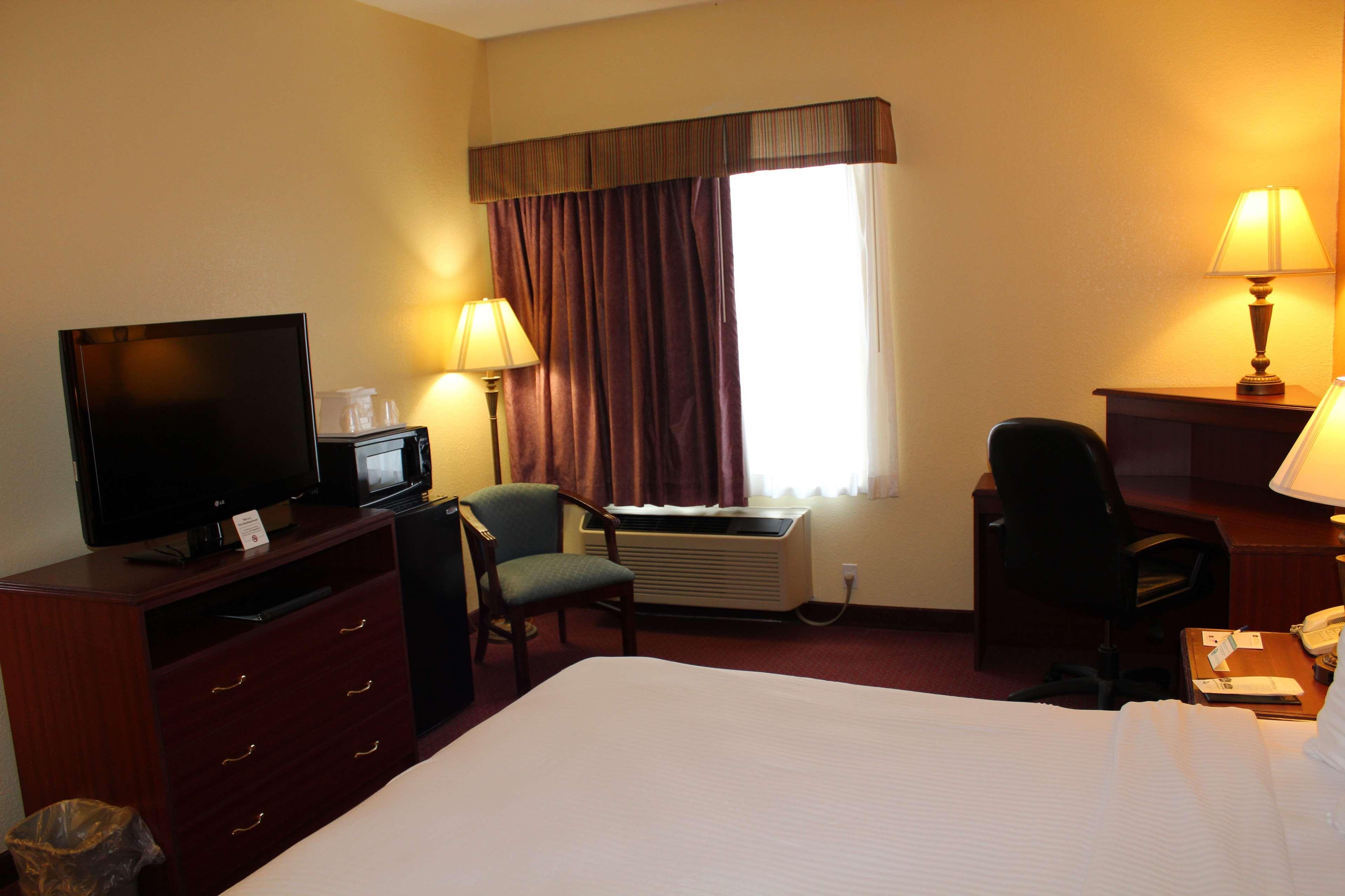 Best Western B R Guest Zanesville Exterior photo